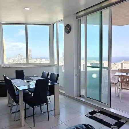 Modern With Distant Sea View Apartment Saint Julian's